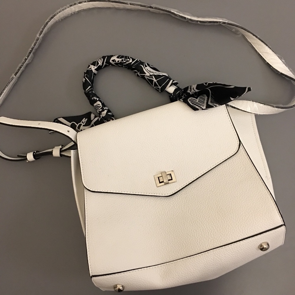 Steve Madden White Satchel (New without tags)